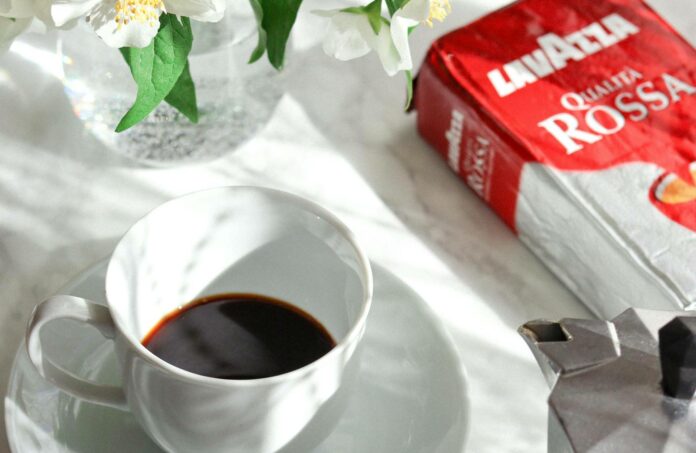 lavazza-tradition-italienne-pour-les-amateurs-de-cafe
