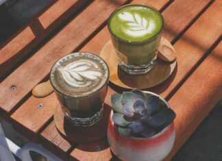 Matcha latte vs golden latte : Lequel choisir pour votre pause ? matcha-latte-vs-golden-latte-lequel-choisir-pour-votre-pause