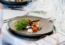 Plating artistique : Techniques pour des assiettes instagrammables plating-artistique-techniques-pour-des-assiettes-instagrammables