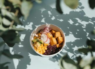 Poke Bowl : La street food healthy qui séduit l’Europe poke-bowl-la-street-food-healthy-qui-seduit-leurope