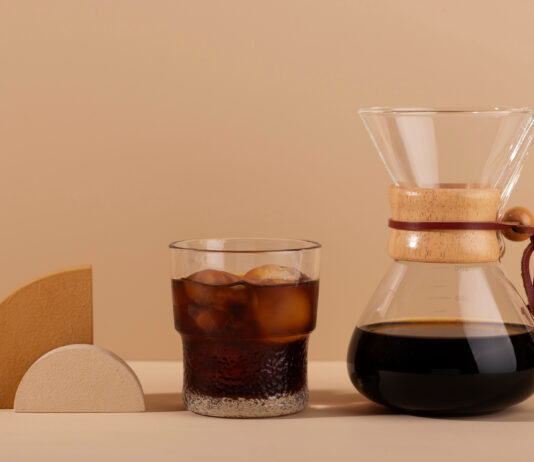 Le café infusé à froid apporte une nouvelle dimension aux cartes des cafés modernes le-cafe-infuse-a-froid-apporte-une-nouvelle-dimension-aux-cartes-des-cafes-modernes
